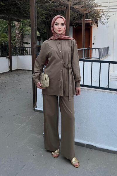 طقم صيفي قطعتين مع حزام جانبي زيتي