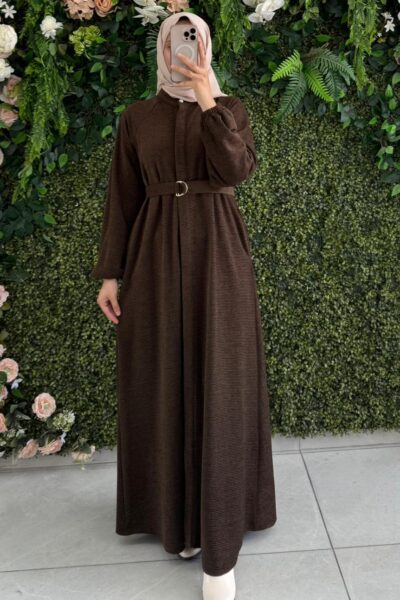 فستان ياقوت – فستان طويل بحزام أنيق وقماش فاخر | بني