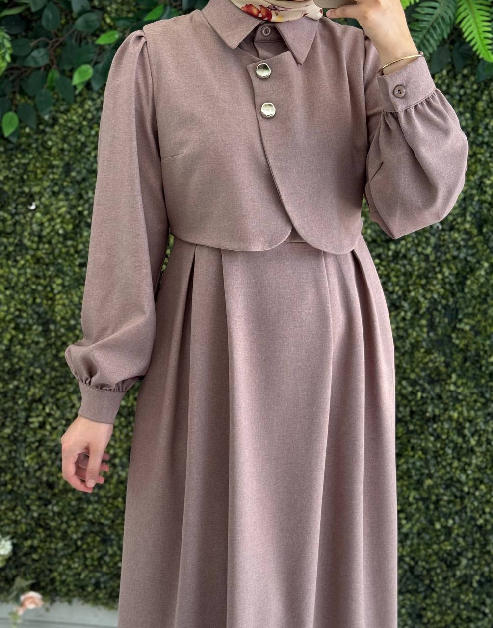 فستان سوار بتصميم راقي | بيج