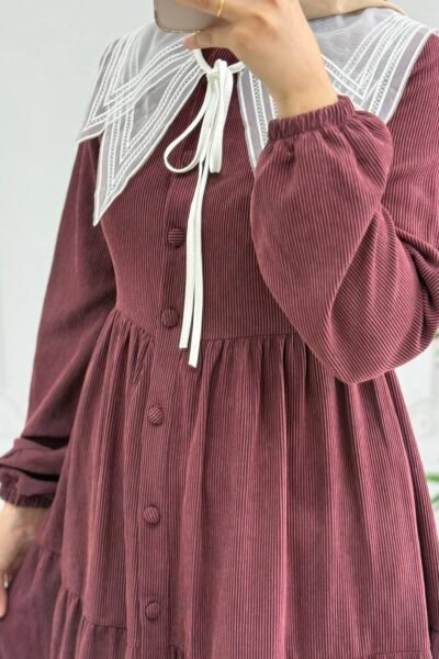 فستان مرجان بقماش الشانيل الأنيق وياقة دانتيل | بوردو