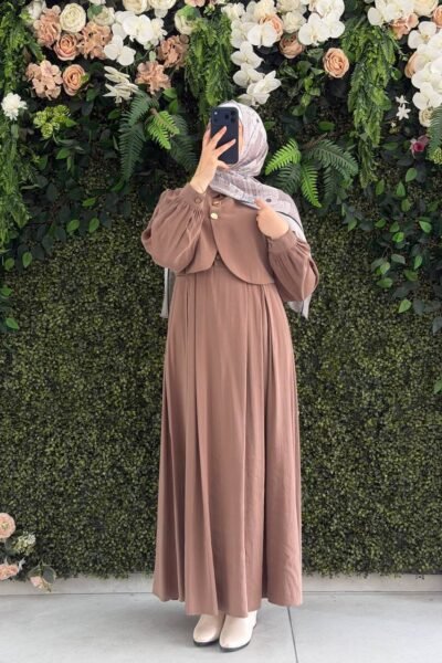 فستان تالا قطعتين راقي بأزرار ذهبية | بيج